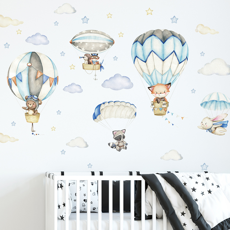Cartoon Cute Animals Hot Air B - Baby Nursery Needs 评论和价格