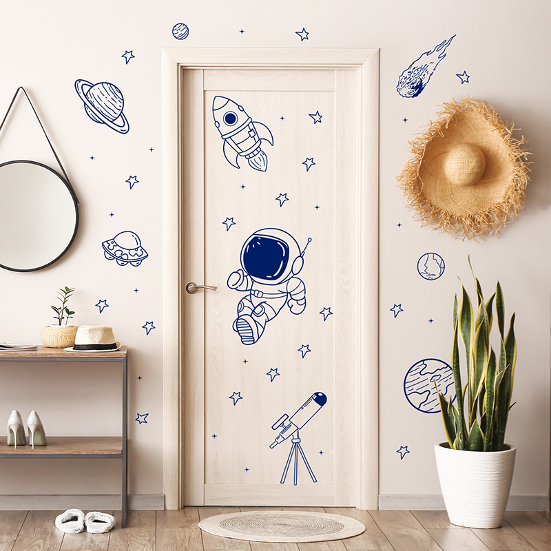 Cartoon Universe Astronaut Pla - Baby Nursery Needs 评论和价格